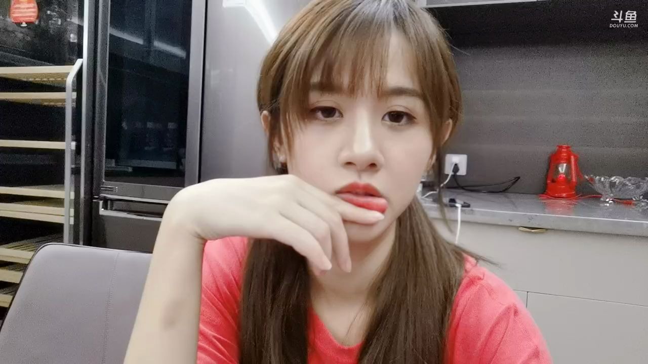 蔡娜妹妹_2020-09-04 21时47分到邻居家玩玩