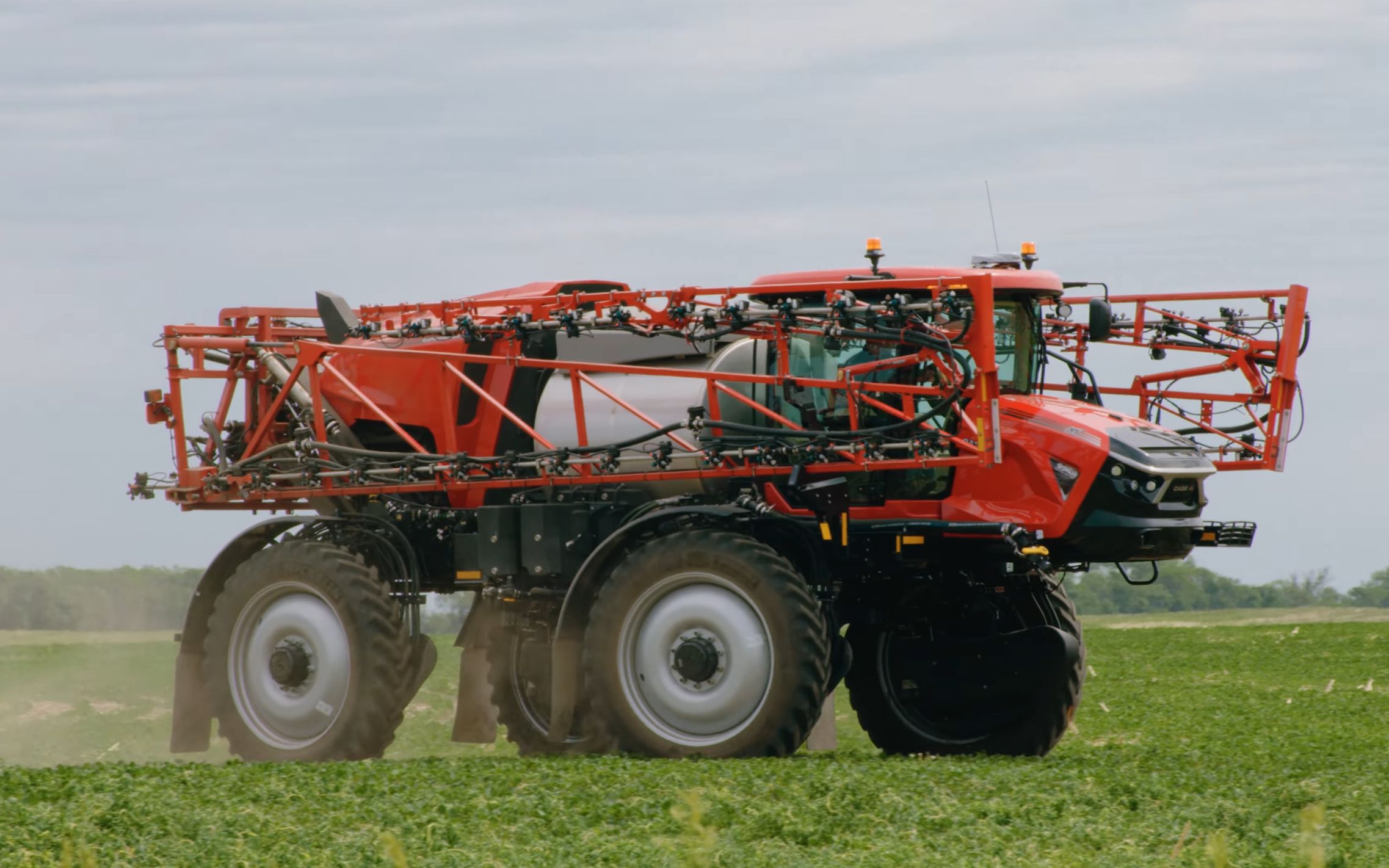 【4k中字】凯斯(case ih)全新patriot 50 系列自走式高地隙植保喷雾机