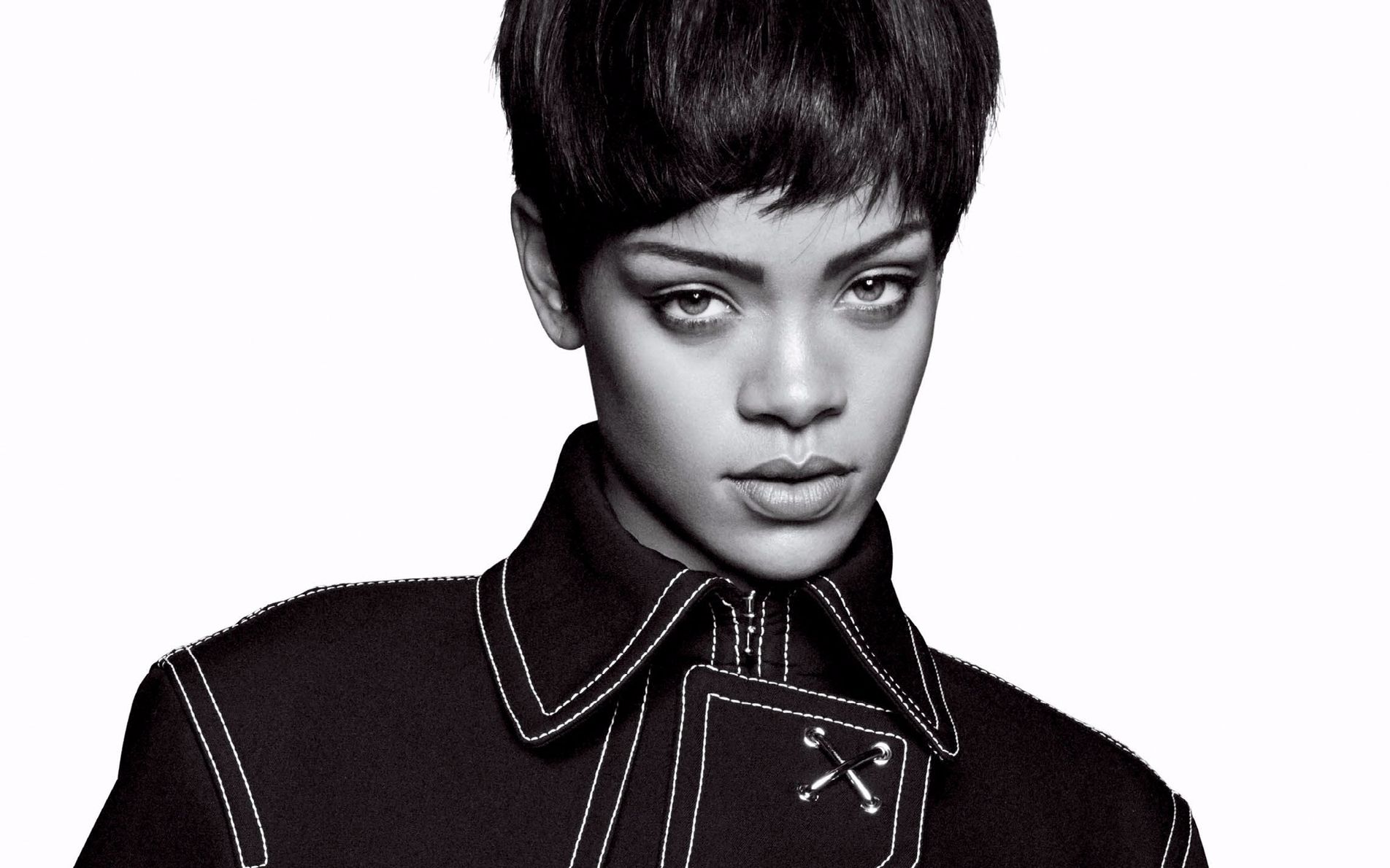 自制字幕蕾哈娜diamonds声音穿透力令人震撼