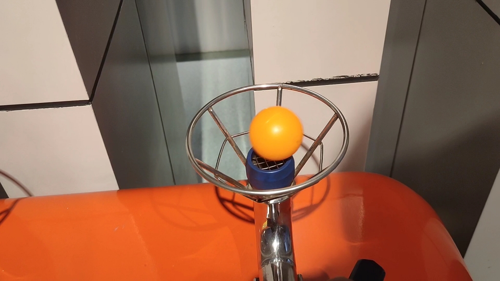 原本挺喜欢伯努利球的