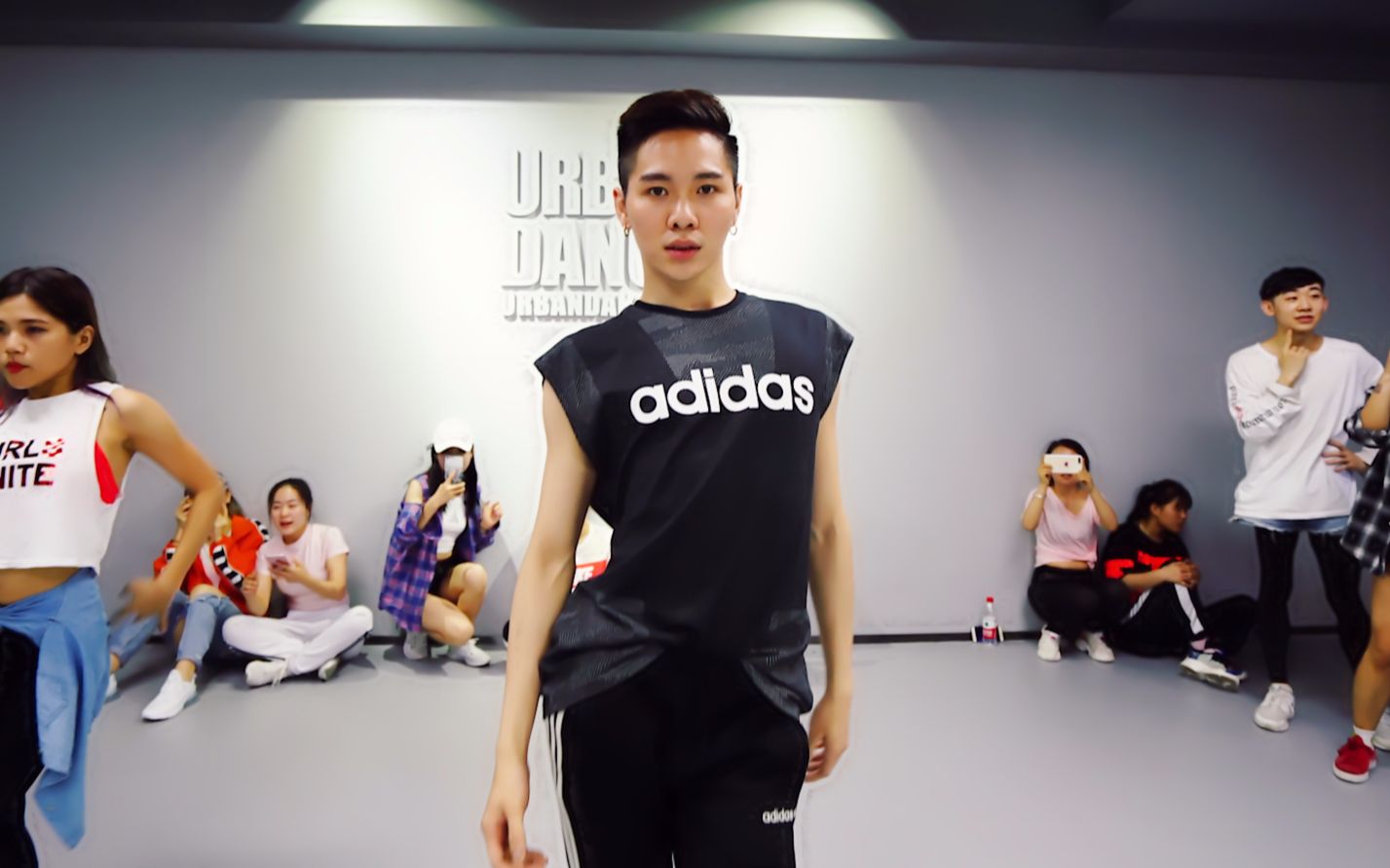 [图]这就是街舞 小P 编舞《SexyBack》西安 Urban Dance Studio