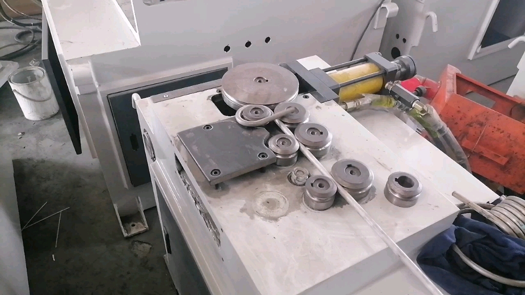 定制小型液压数控滚圆机,一次加工扁铁扁钢角铁角钢卷法兰圆圈到位