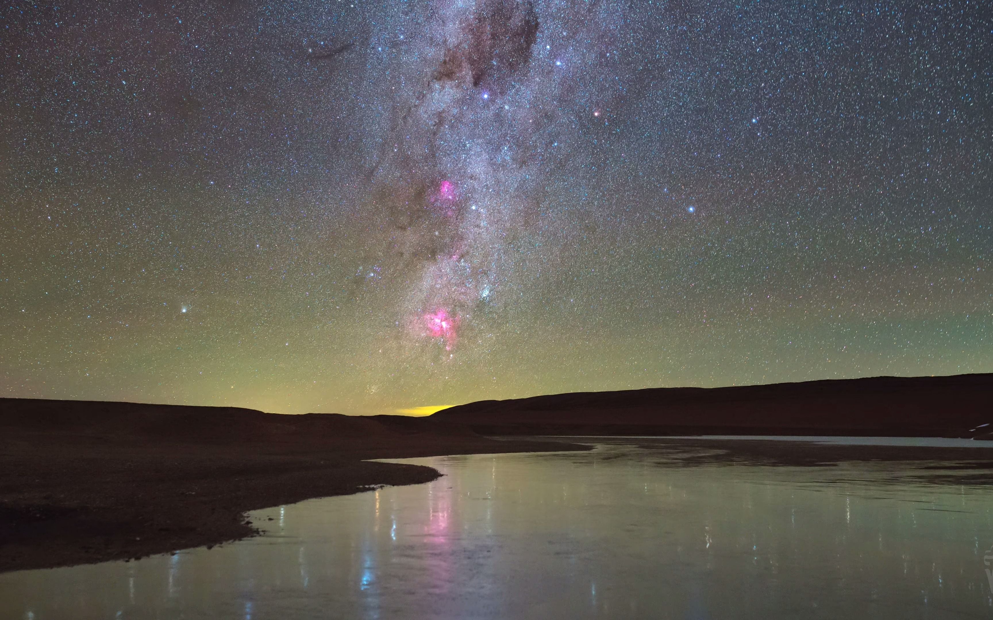 [4k]延时摄影下的银河系(放松食用)_哔哩哔哩 (゜-゜)つロ 干杯