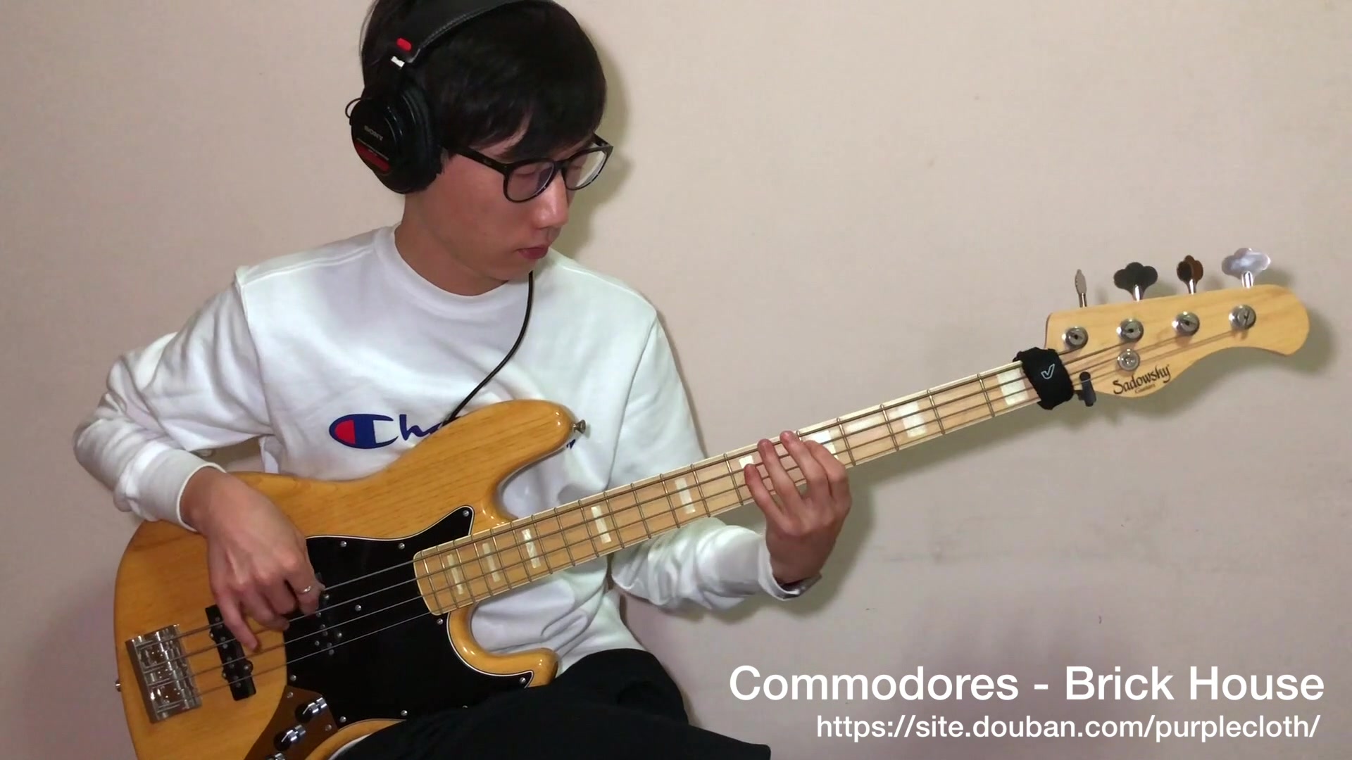 [图]【贝斯Bass】经典Funk曲Commodores - Brick House (Louis Bass Cover)