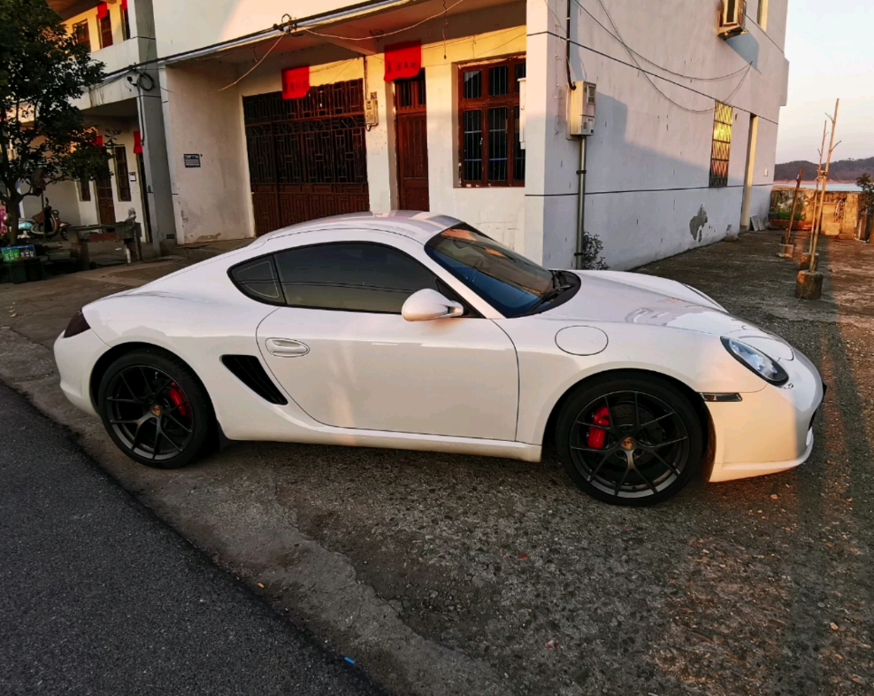 保时捷 987.2 cayman s 3.