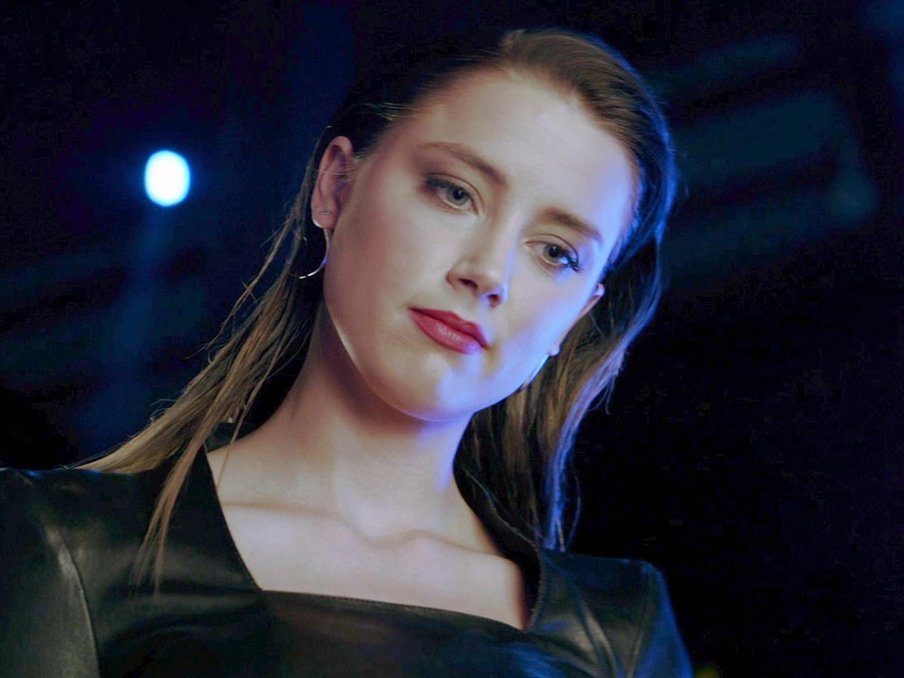 艾梅柏·希尔德:完美的诠释了玫瑰就是带刺的!