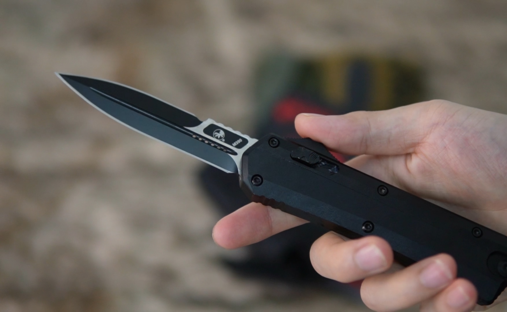 微技术直跳刀 蛇神 (黑版)