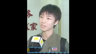 Video herunterladen: 想念大一新生的俊凯啦！纯素颜帅帅的俊包!不会有人没看过这个吧？