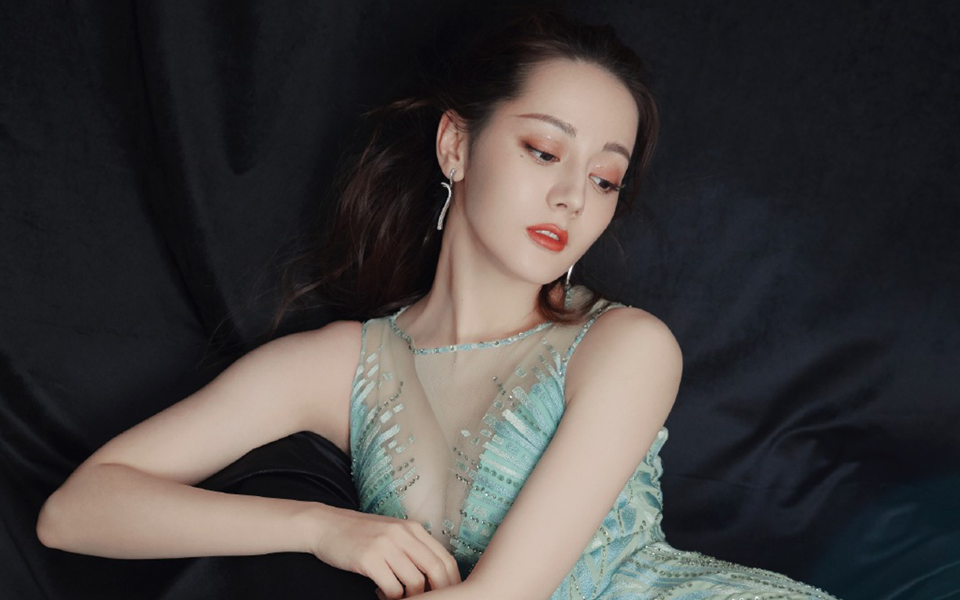 活动作品迪丽热巴2019年红毯合集