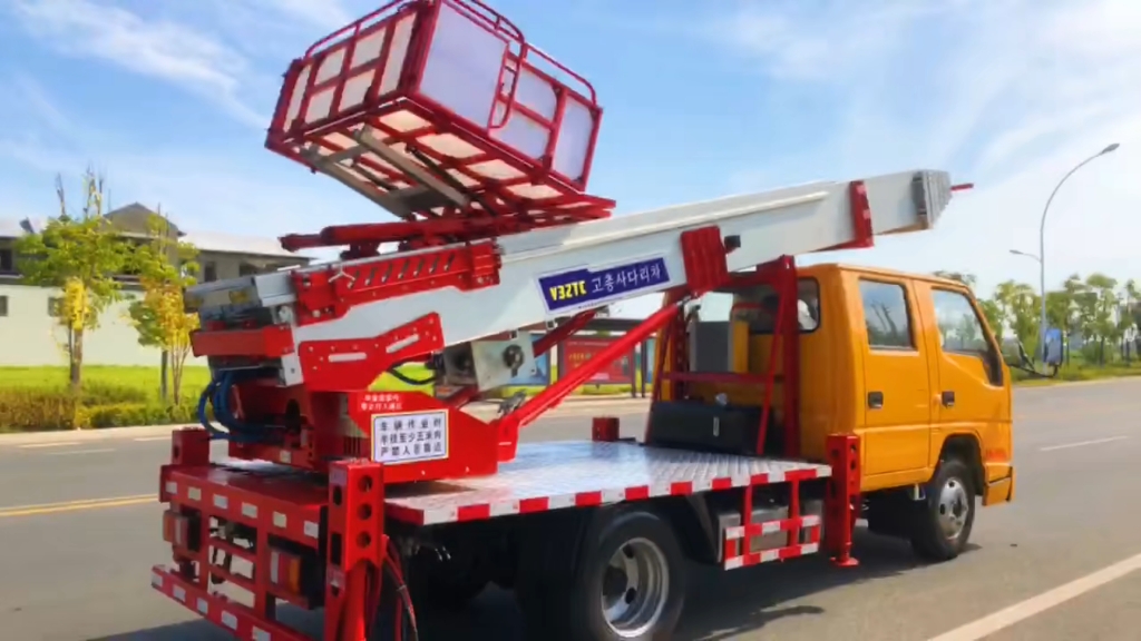 32米云梯车升降车