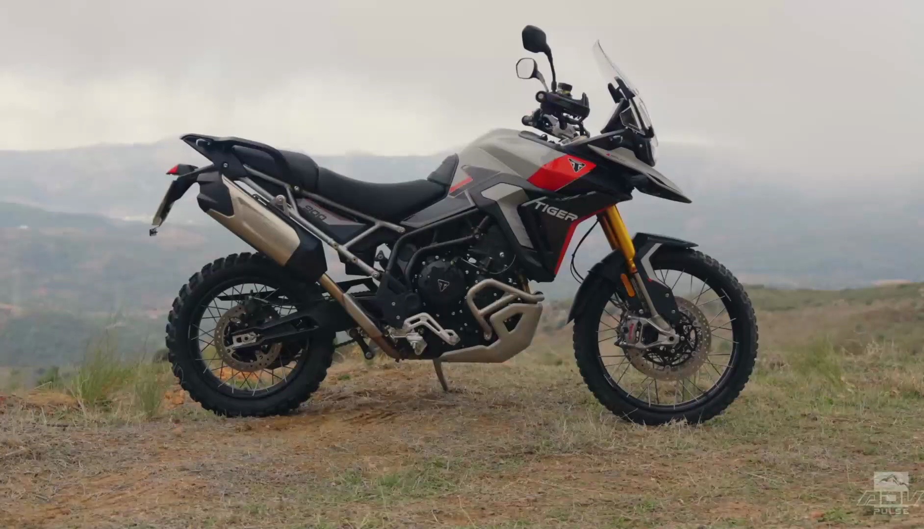 国外博主 2024 triumph tiger 900 rally pro 路测