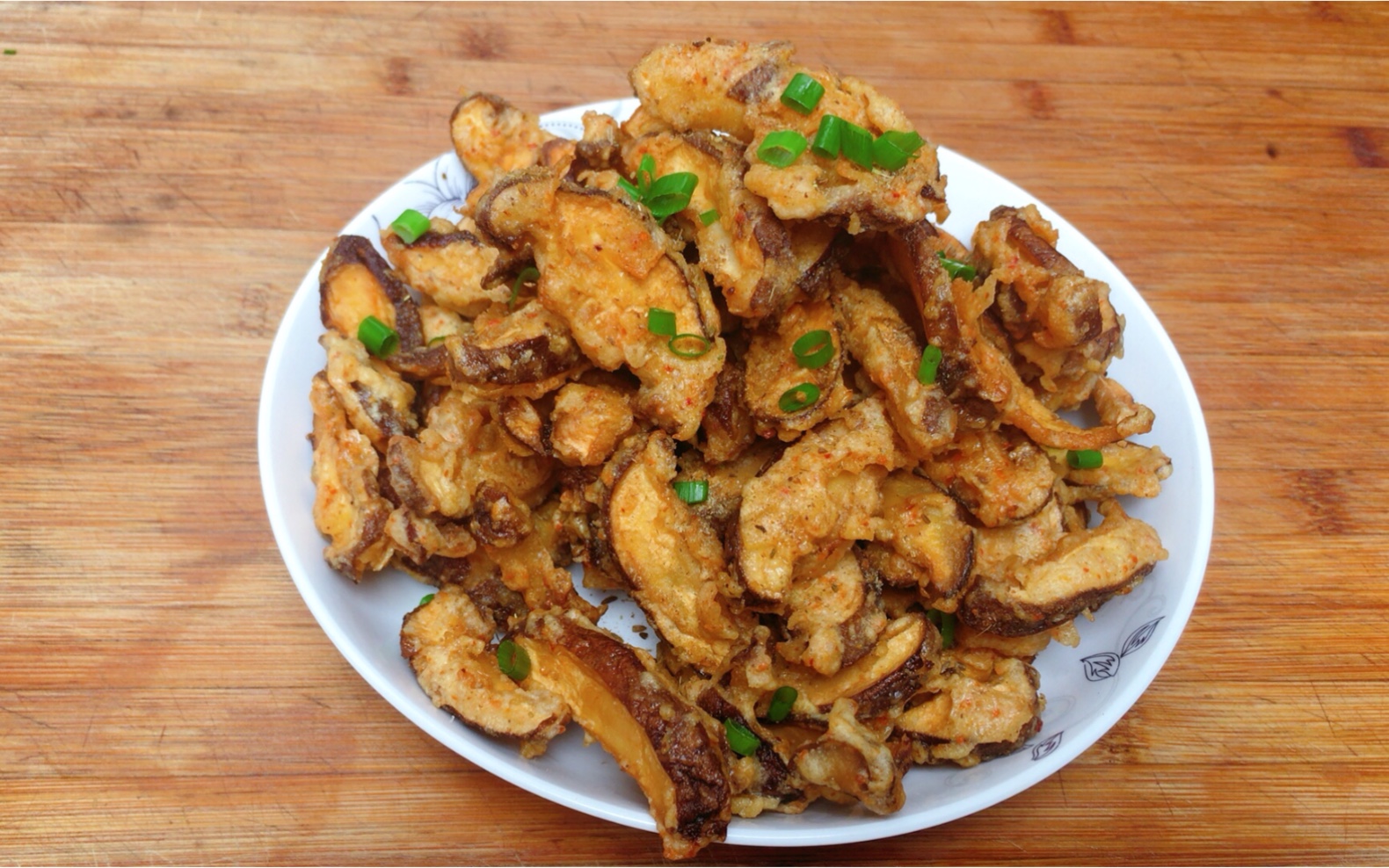 干炸香菇外酥里嫩满口生香比肉还好吃