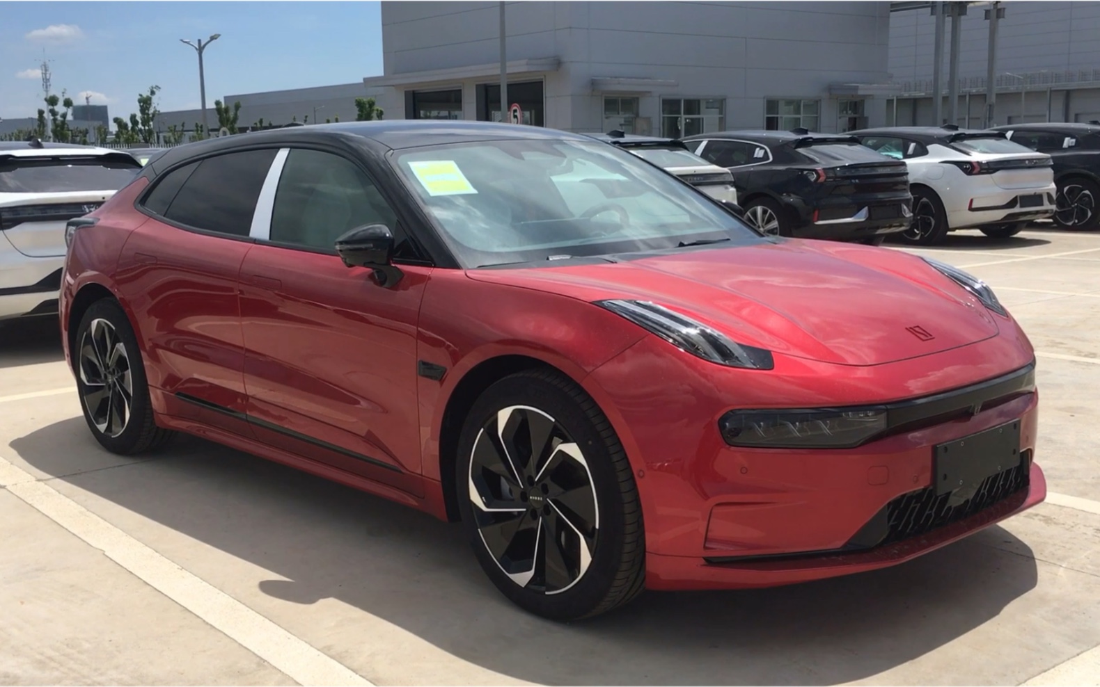 极氪001星尘红撞色上集纯色