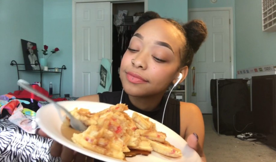 【柴娜助眠】和我一起吃松饼asmr