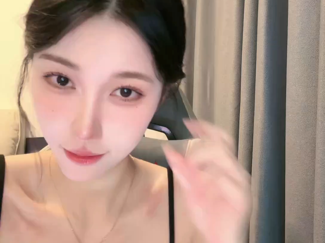 2024-04-04 22-56-22_美了个滢