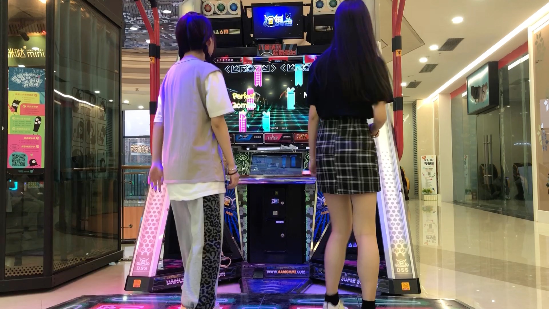 【e舞成名】跳舞机  《trouble maker》竞速情侣7星这首歌这么多年了