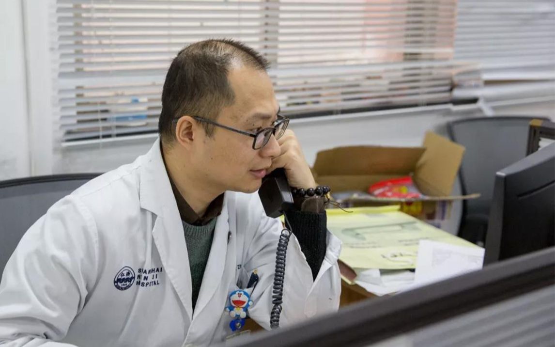 他是"佛系"医生,他是"土特产大王",他是所有患者的家属 | 9958"仁济