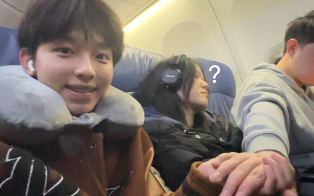 vlog|一个精神失常的小男孩抵达了泰国|旅游|室友