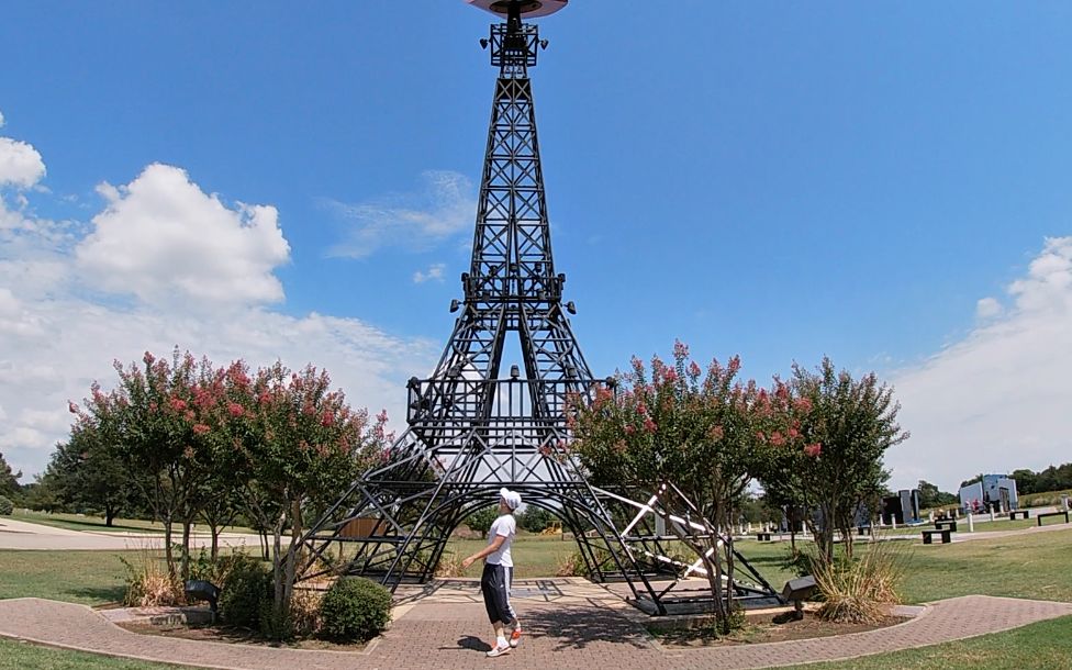 [图]巴黎铁塔在德州和巴黎小镇 Paris Eiffel Tower in Texas