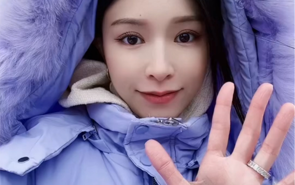 【珊璐】看远处那么大一个璐