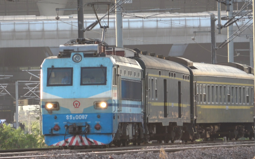 【机车户口】上局沪段韶山8型机车之ss8-0087