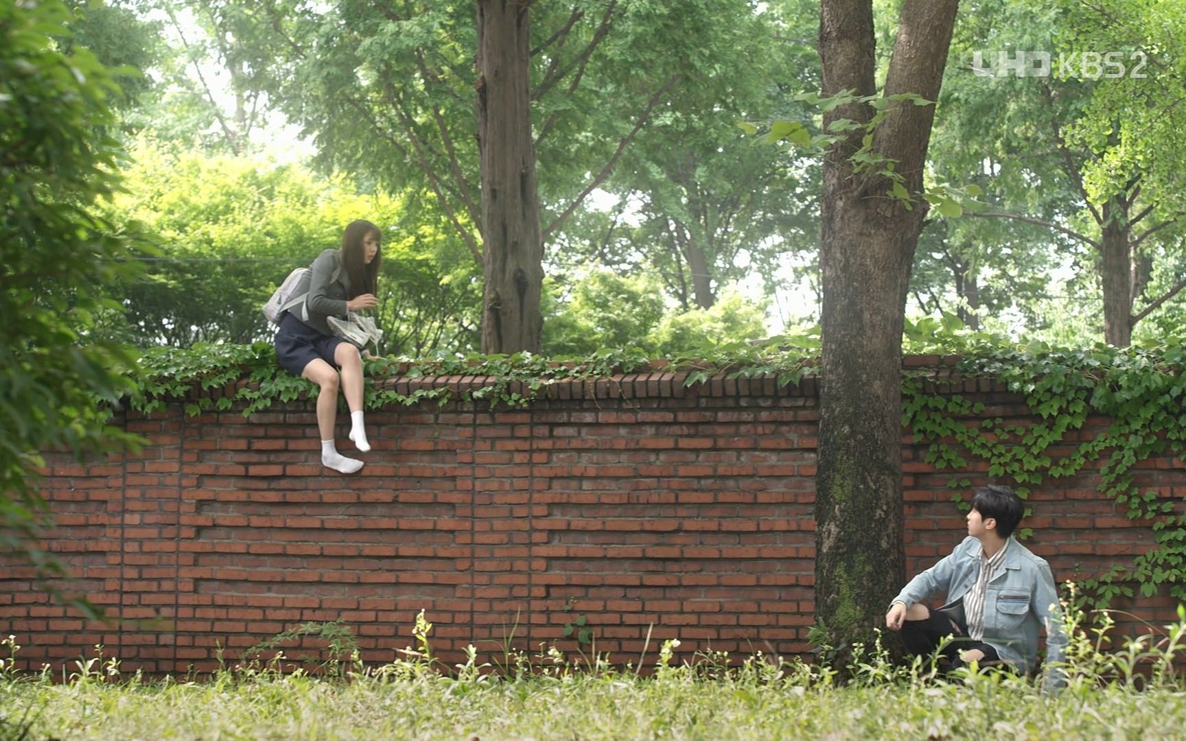 [图]竹马暗恋青梅十几年，结局令人心碎《如果我们是季节》