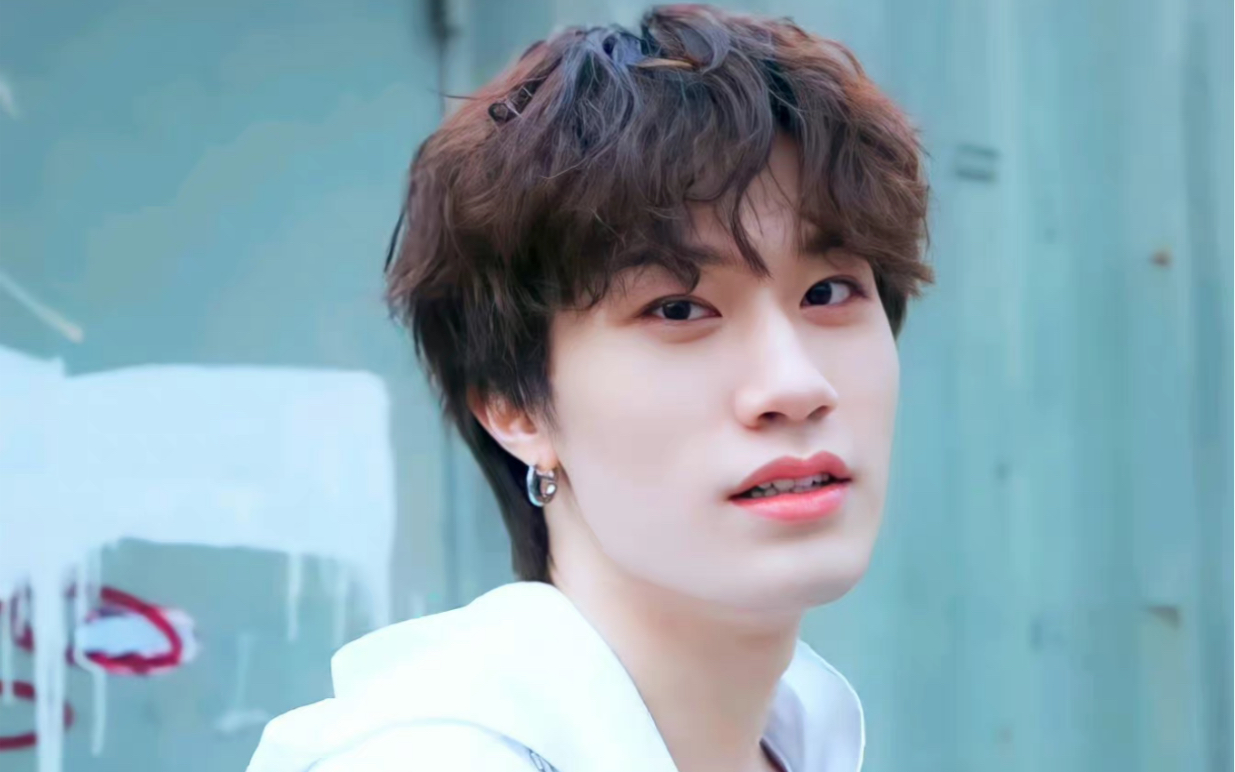 奶拽奶拽的小狐狸真是太可爱了