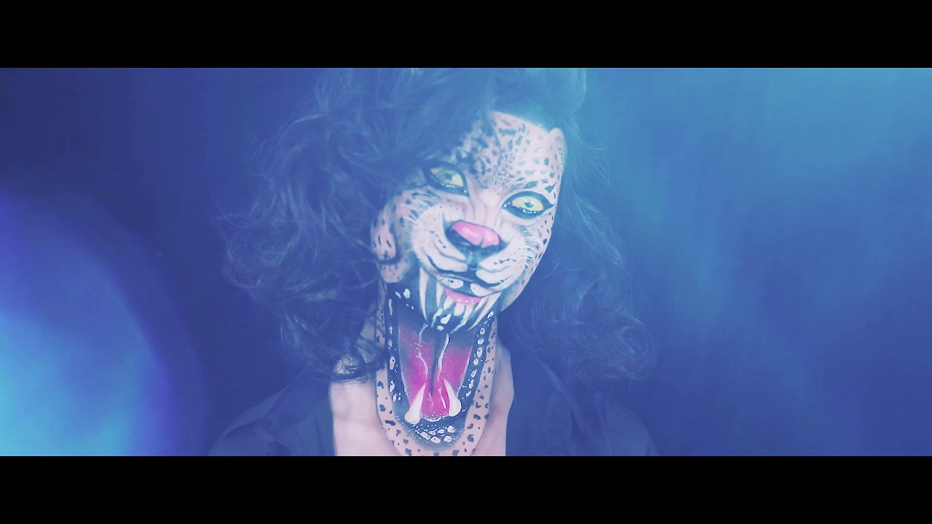 到底什么万圣节妆容才能吸睛全场这个豹子妆可能适合你