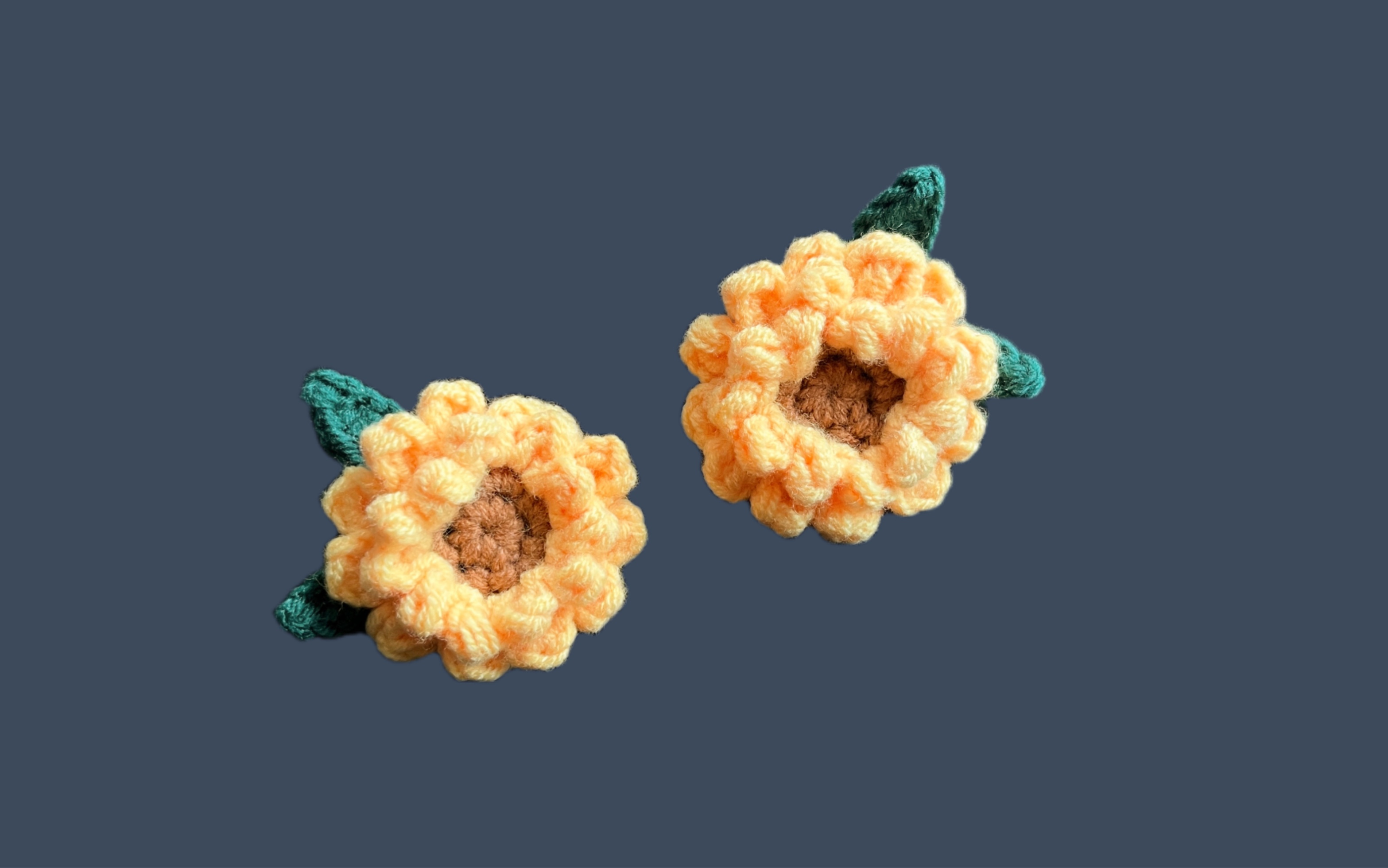 宝贝琳手作-钩针毛线编织向日葵装饰胸针宝宝鞋装饰教程-养猪的小仙女