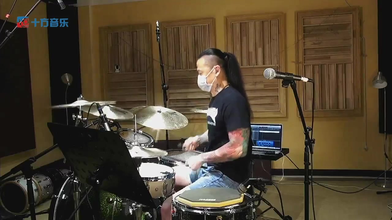 王澜老师现场演奏荒原困兽王澜鼓手直播课尽在十方音乐微信公众号