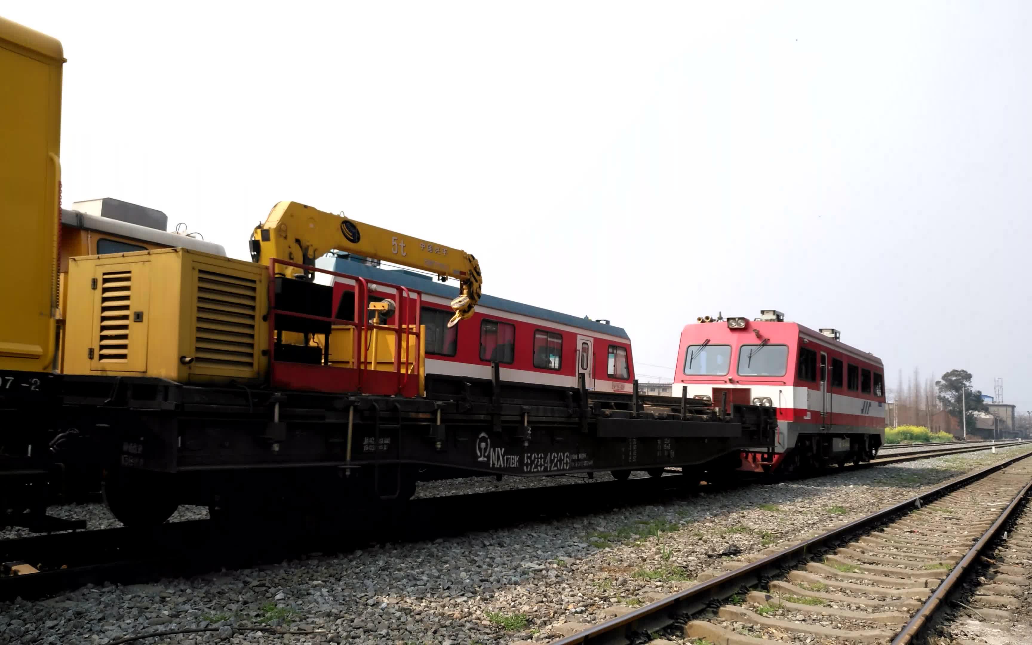 绵阳工务段金鹰轨道车_哔哩哔哩 (゜-゜)つロ 干杯~-bilibili