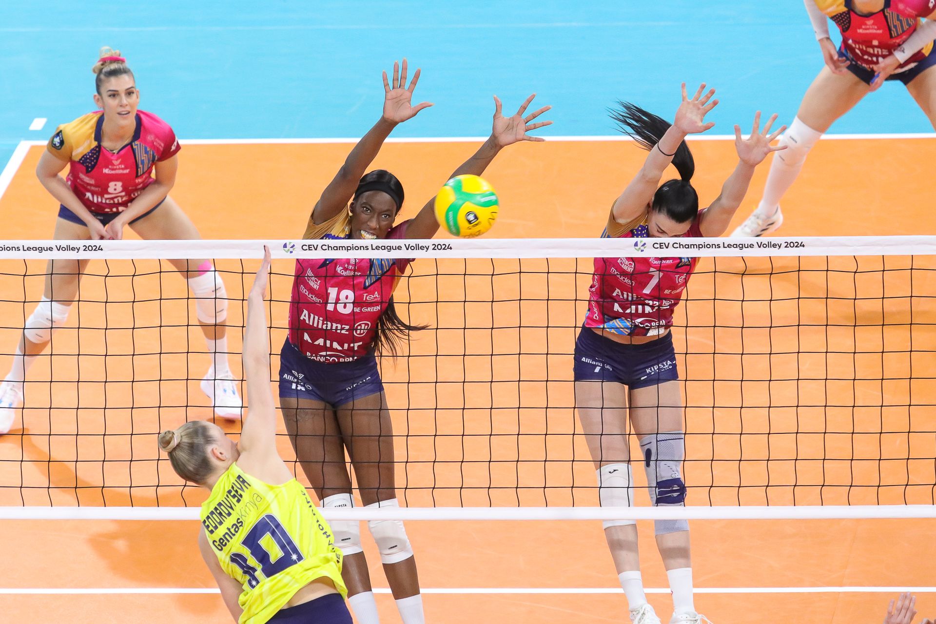 9495 米兰 vs 9593 费内尔巴赫切 | semif