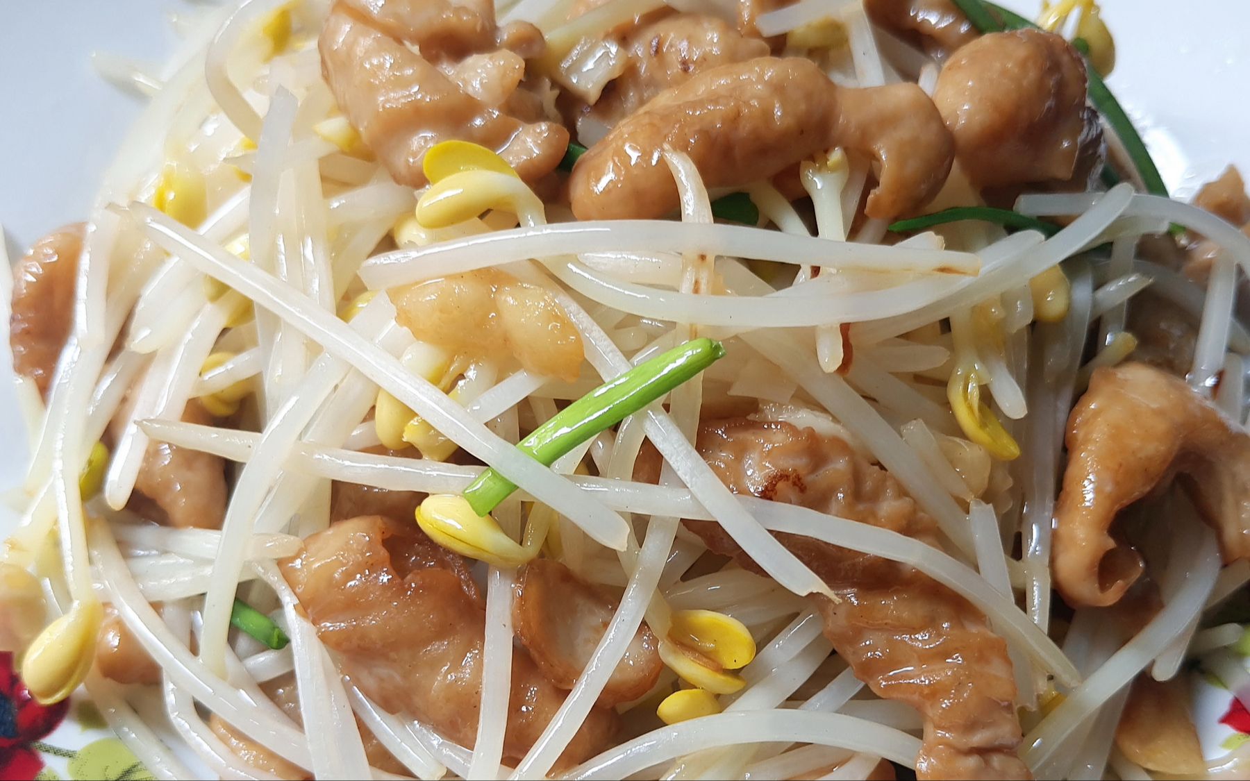 猪大肠炒黄豆芽,是湛江茂名地区的标配