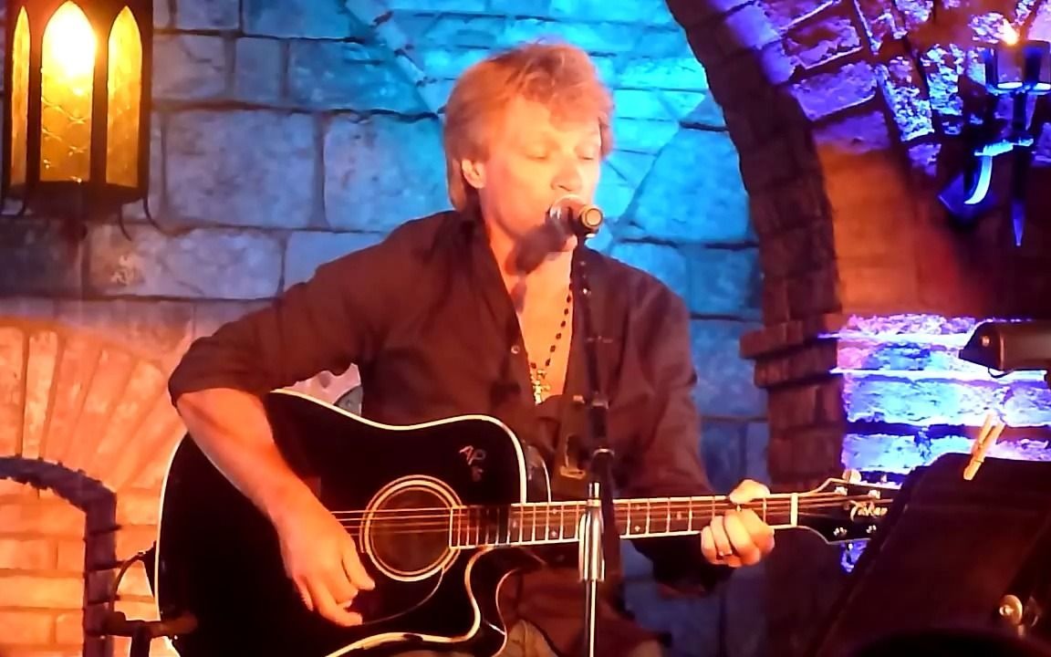 [图]Santa Fe - Jon Bon Jovi - live acoustic Napa San Francisco Aug 28 2012