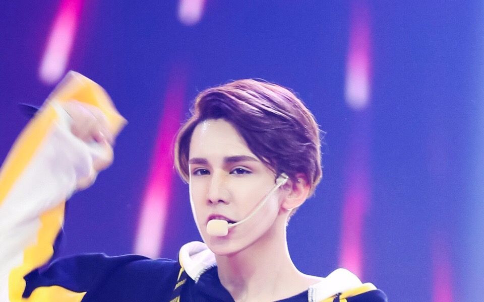 【星动亚洲第三季】吾木提个人cut_哔哩哔哩 (゜-゜)つロ 干杯~-bili