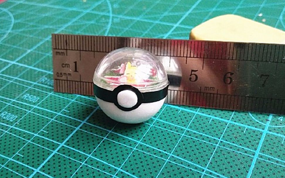 三横横の粘土纸艺手作神奇宝贝迷你精灵球