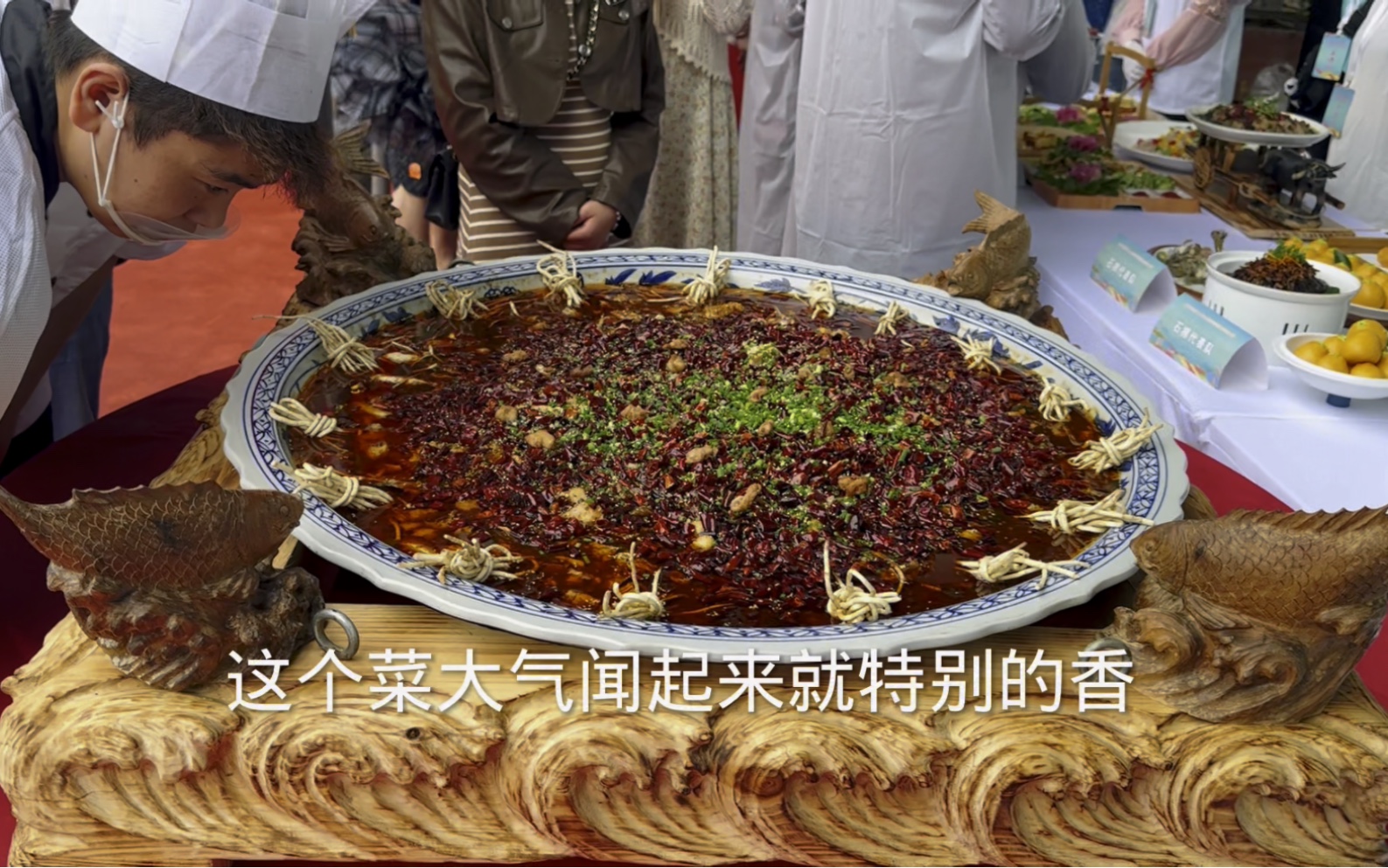 [图]家乡的一场美食活动，带你感受一下雅安的美食盛宴