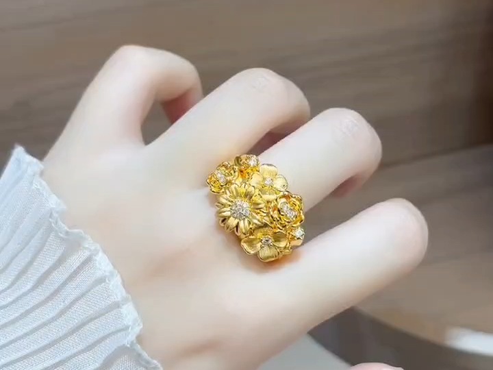 全网爆火的一路繁花戒指