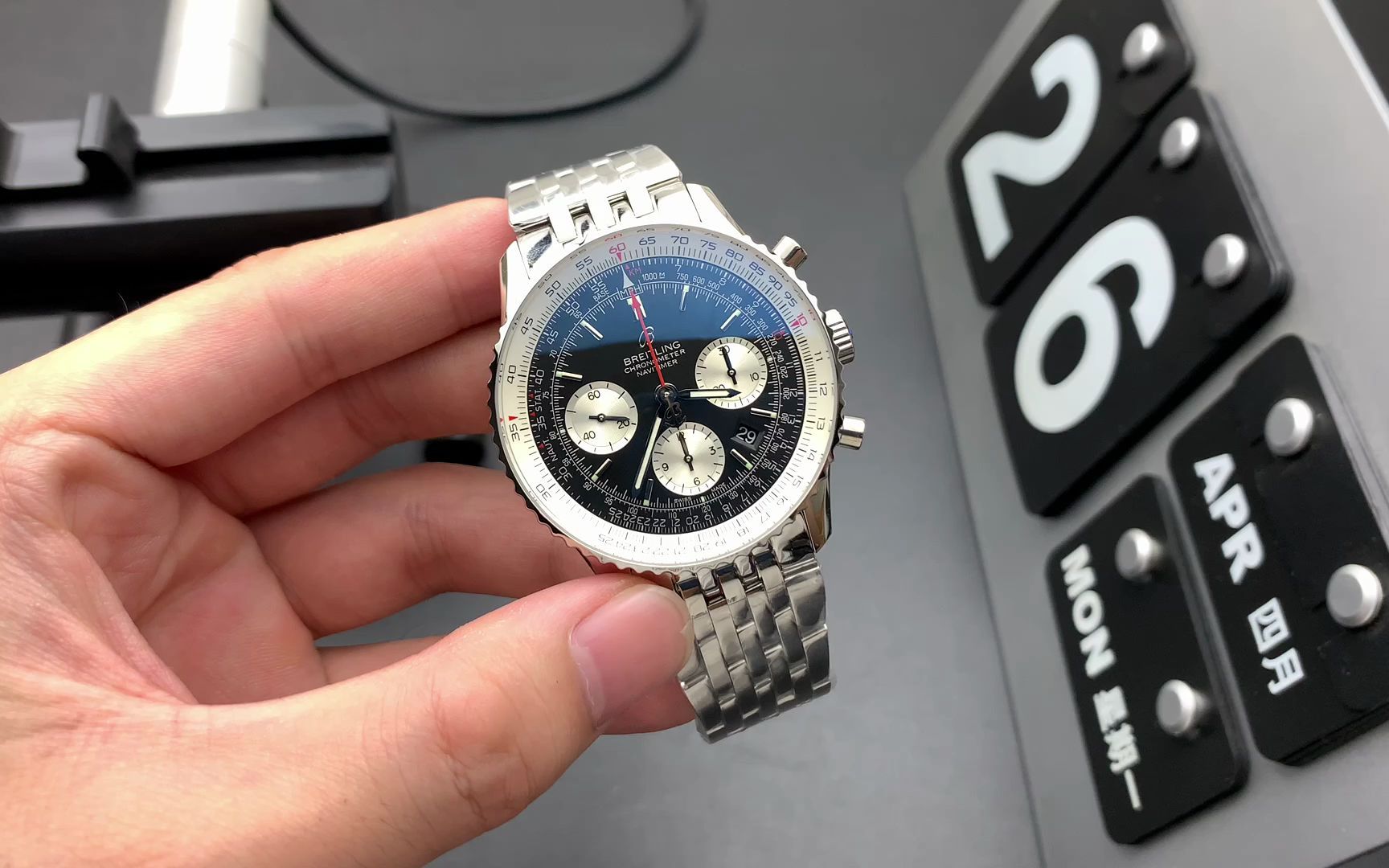 百年灵飓风表带,百年灵飓风45mm,百年灵复仇者飓风白色表壳