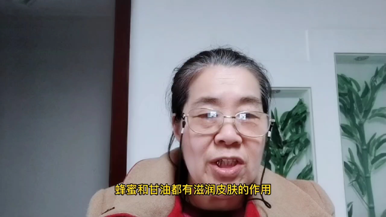 [图]手指裂缝太疼可烦恼，教你一招，解决手指裂缝烦恼