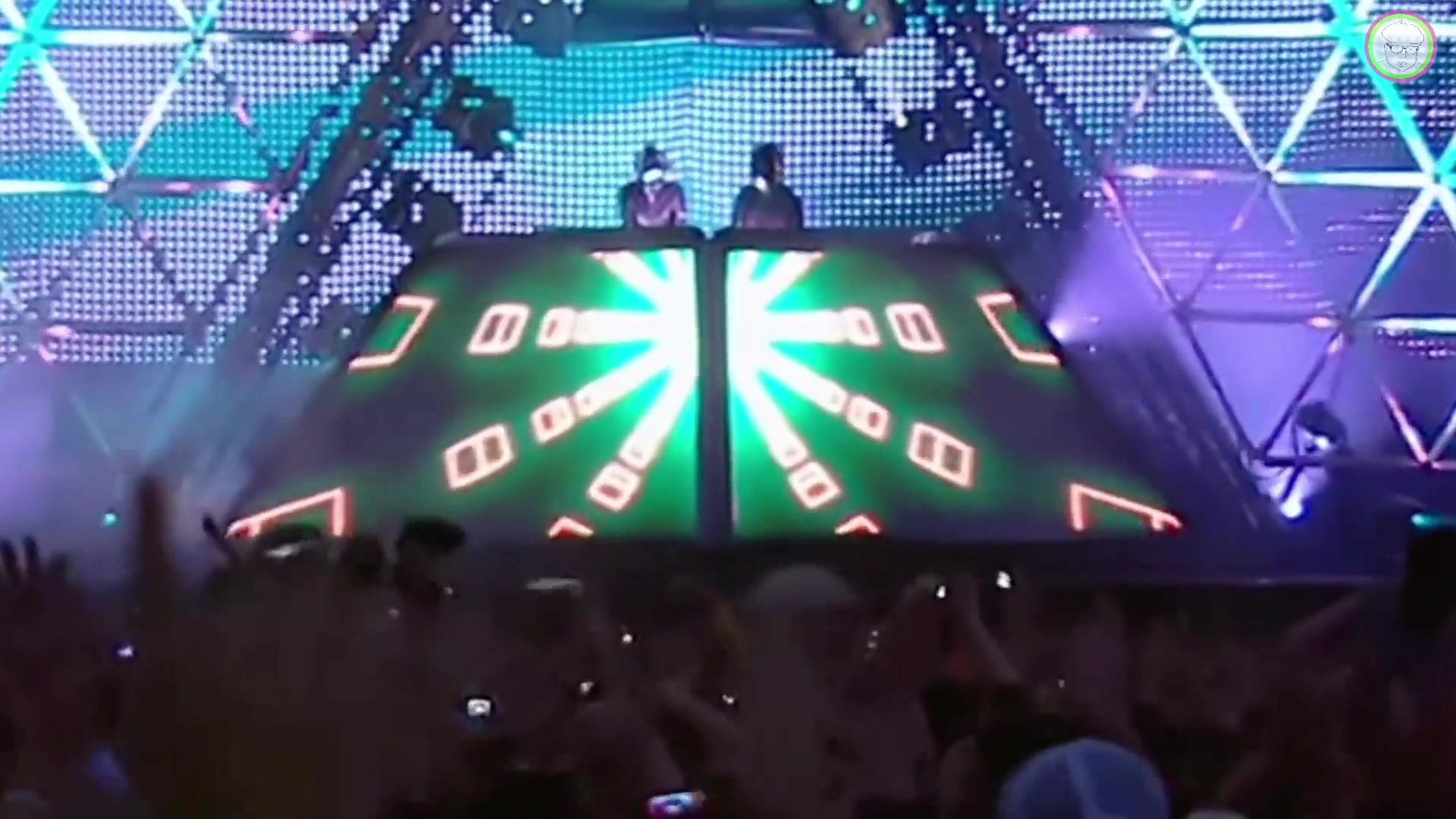 [图]Daft Punk: Coachella Set