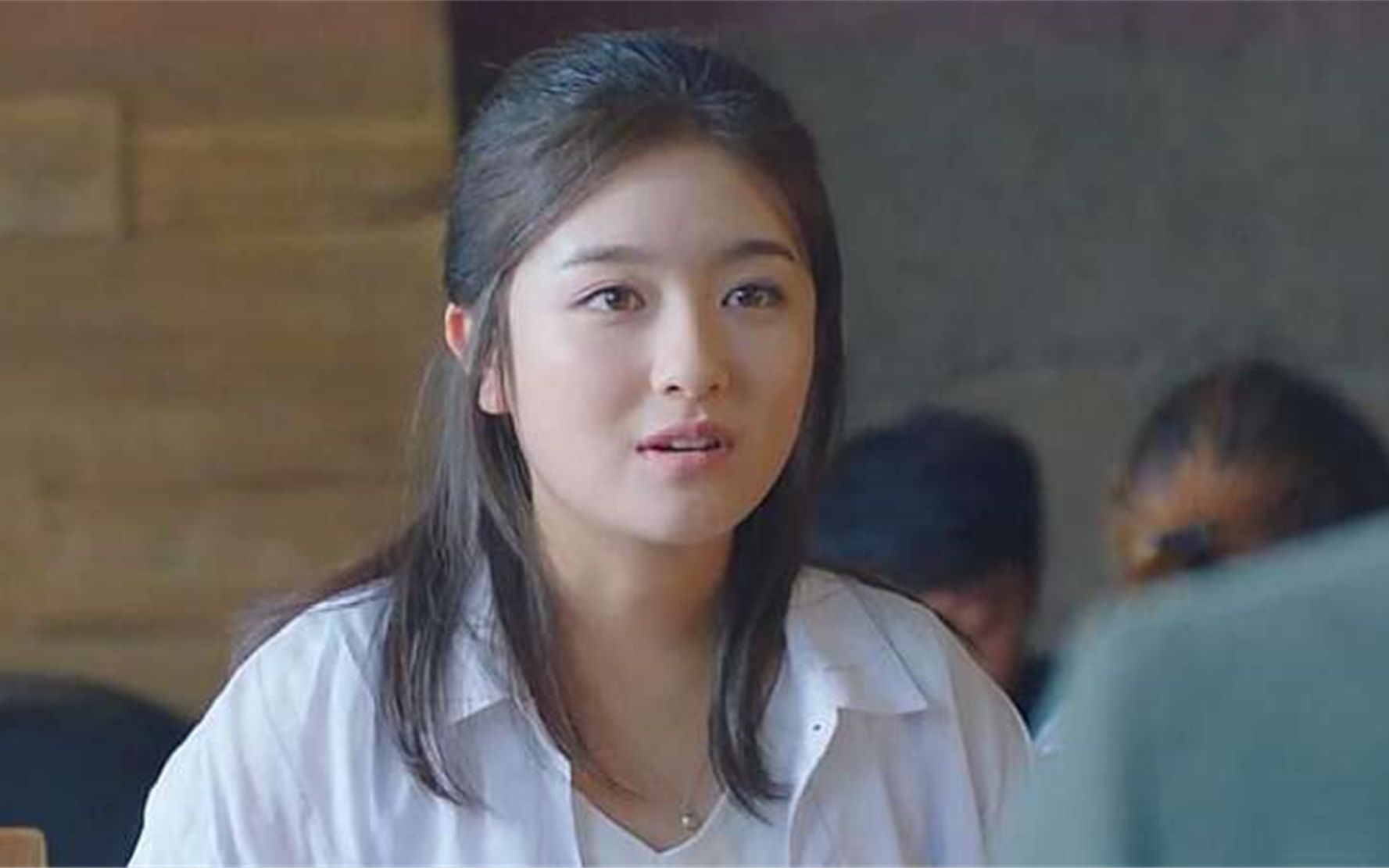 时隔多年,陈桉终于和父亲再次见面