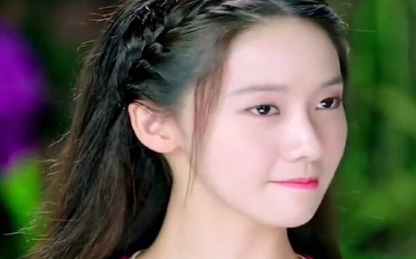 林允儿古装美颜混剪吹爆这盛世美颜