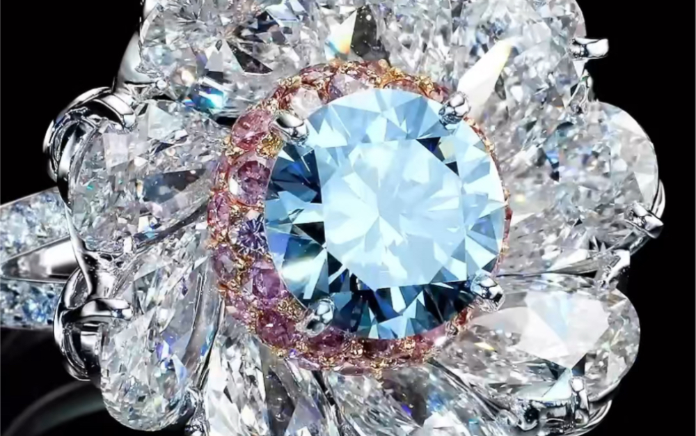 1卡艳彩蓝钻,你的美丽,让人沉醉