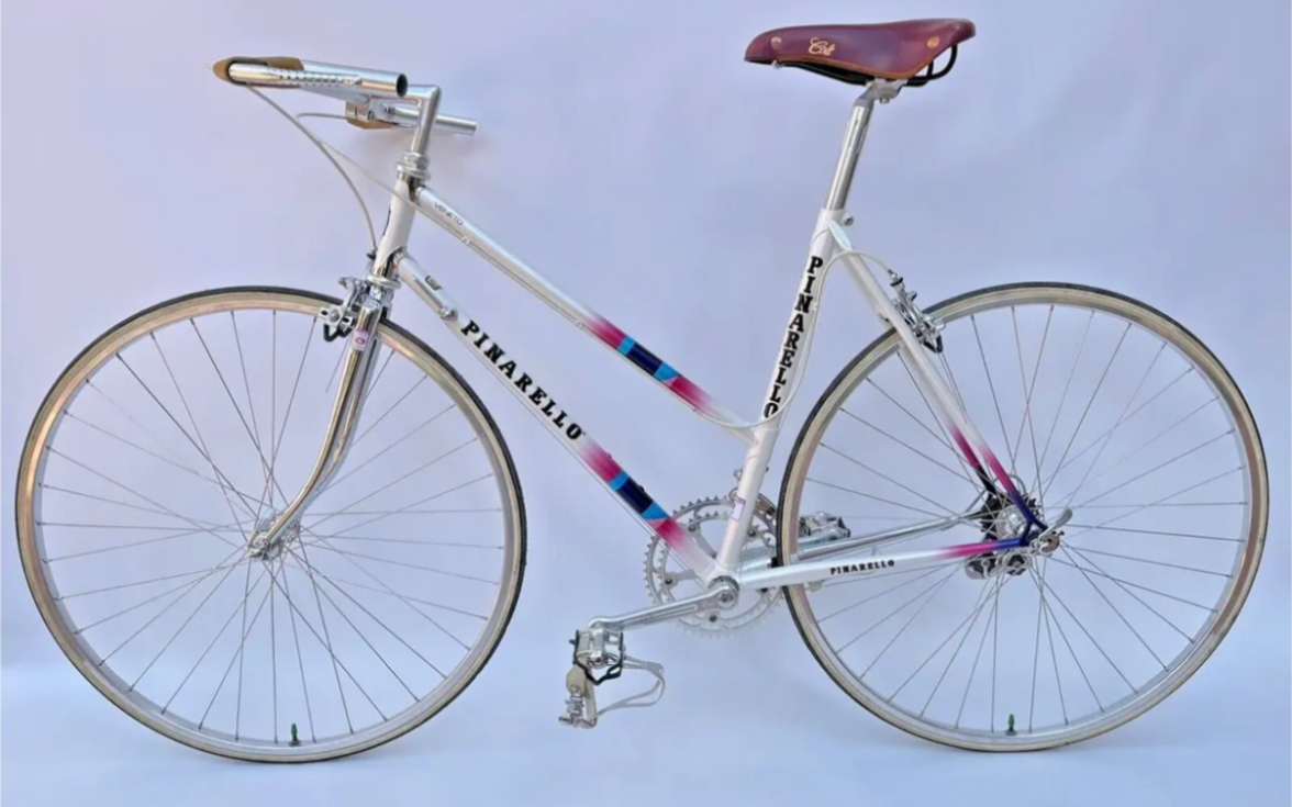 这是我见过的最漂亮的pinarello钢架车,同时也是最漂亮的女士自行车
