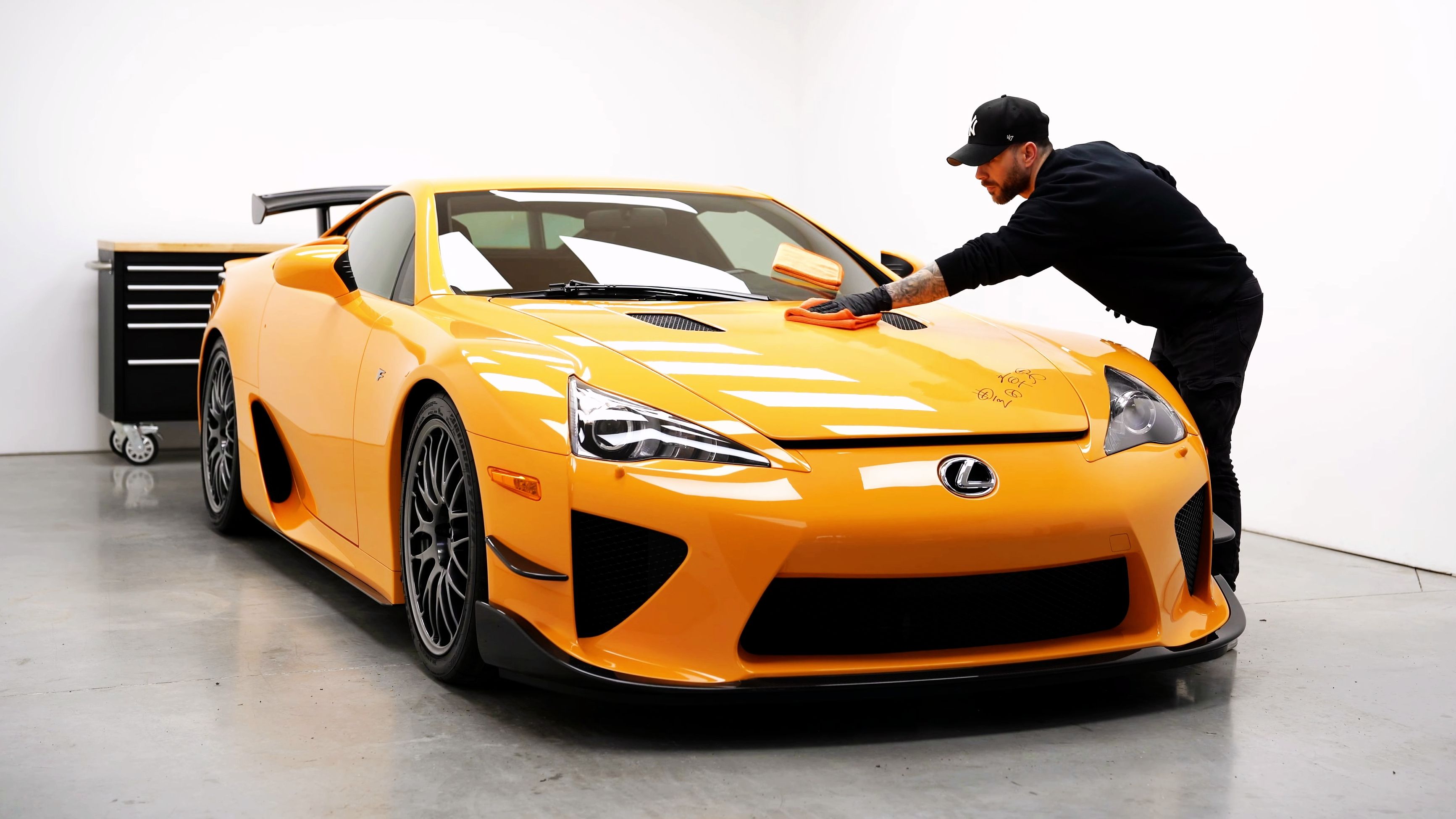 【4k | 强迫症福利】雷克萨斯 lfa 外观清洁养护 | lexus