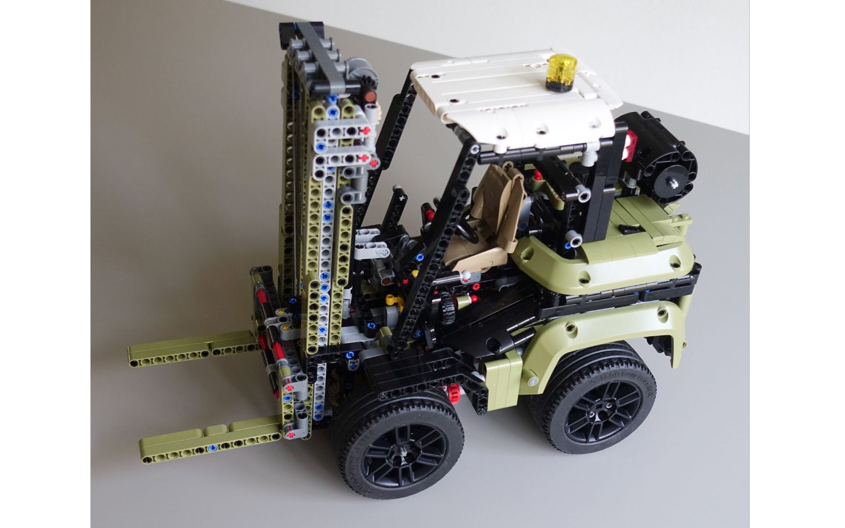 lego乐高technic科技系列mocforklift42110路虎bmodel叉车