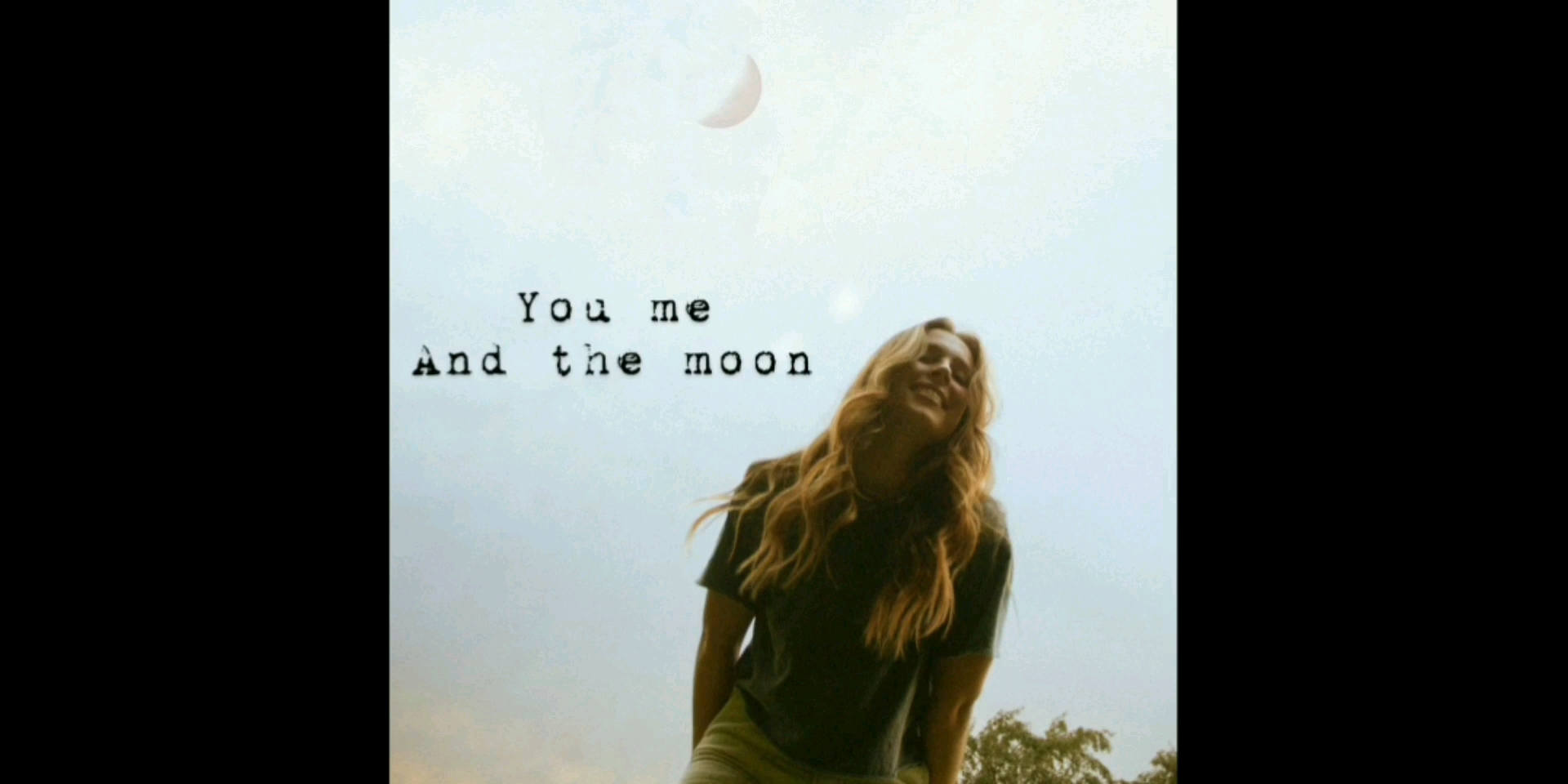 [图]I went to the moon I'm so glad that you came along Just you me and the moon