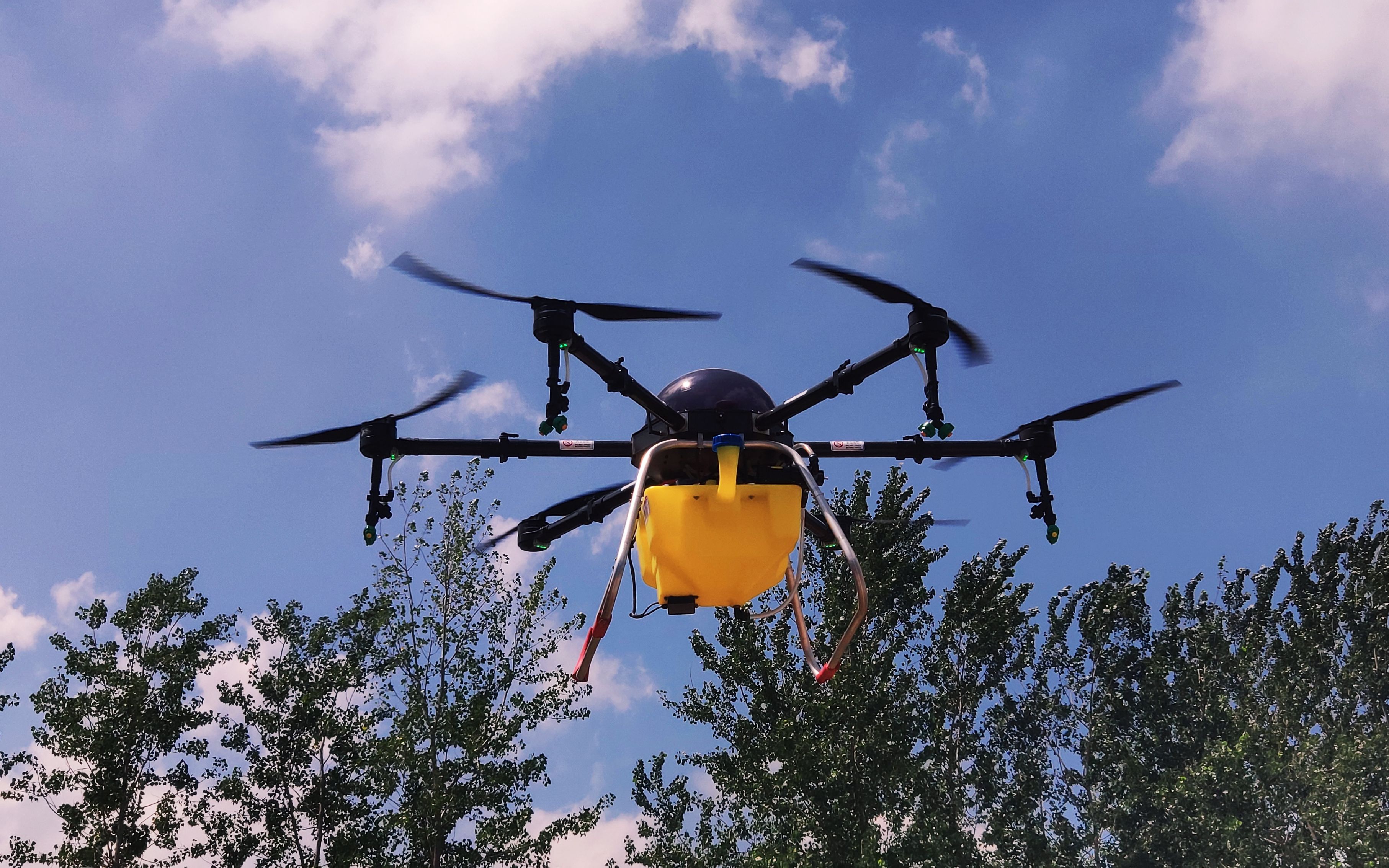 大黄蜂植保无人机