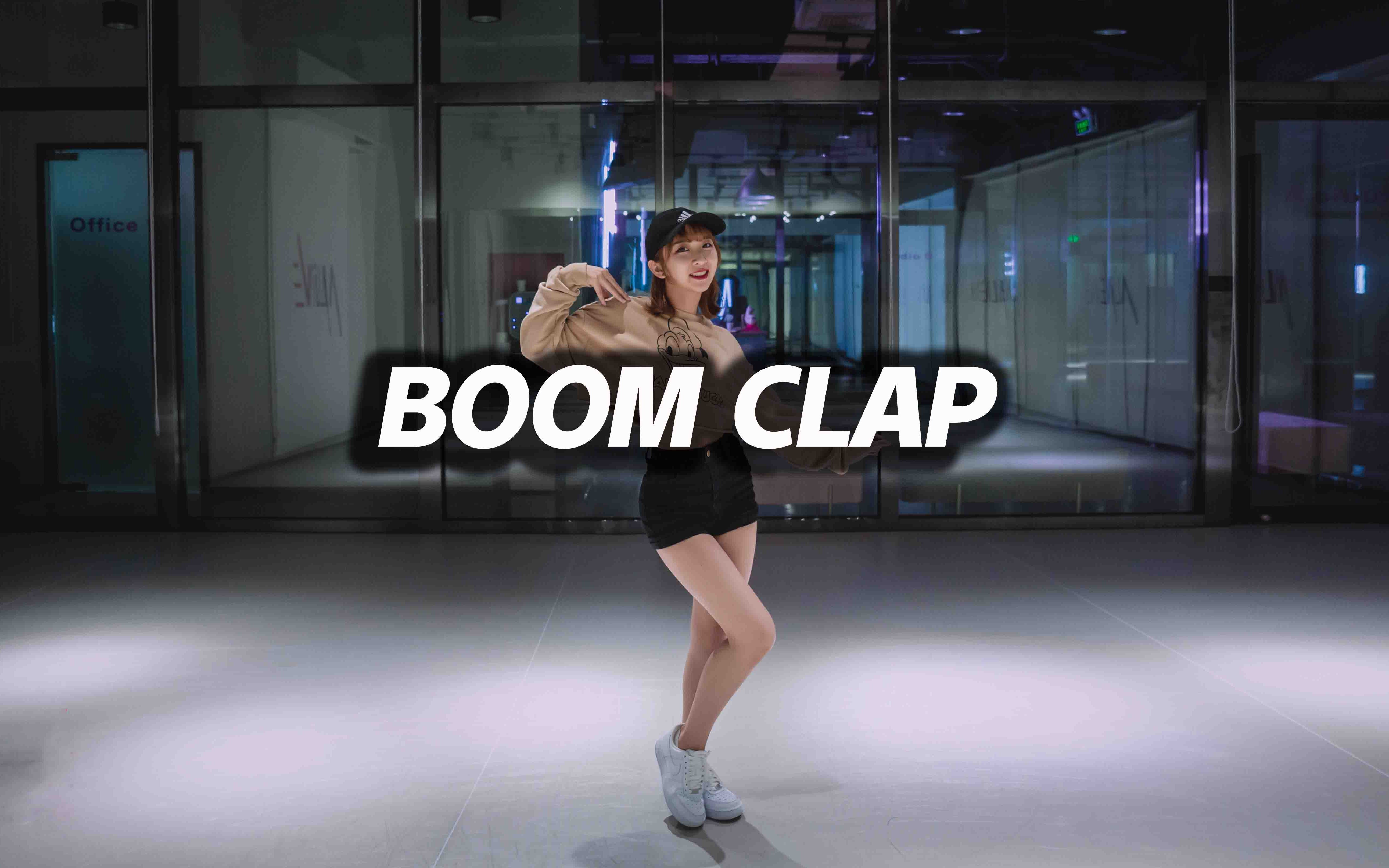 [图]Thea翻跳《Boom Clap》，人美舞甜【口袋舞蹈】